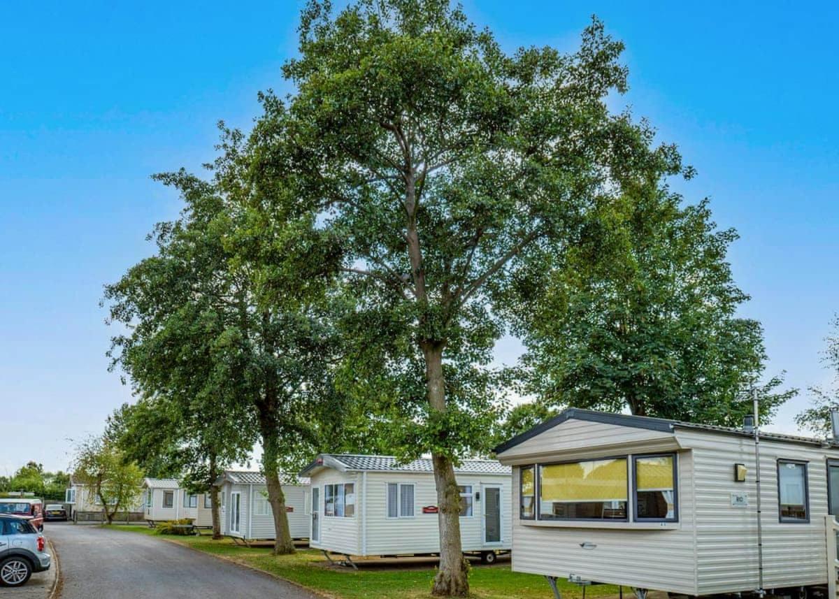 White Rose Country Cottages Thormanby Екстер'єр фото